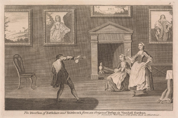 Zwei Personen spielen Tischtennis in einem Raum mit Kamin, Stühlen und Rahmenfotos an der Wand; Text unten lautet "Die Abweichung von Battledore und Shuttlecock von einem Originalentwurf in Vauxhall Gardens."