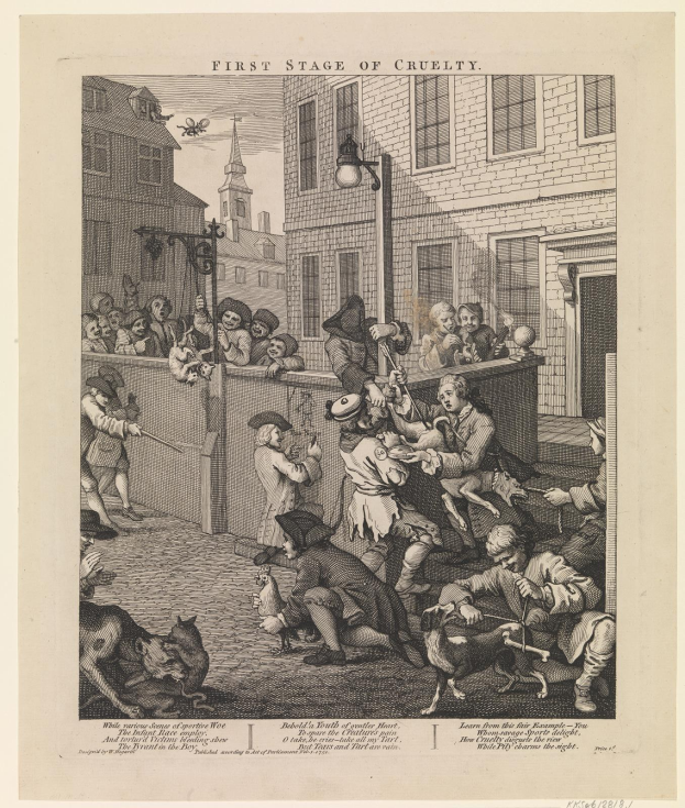 Eine Gruppe von Menschen und Tieren versammelt sich um ein Gebäude mit Fenstern und einem Laternenpfahl, mit dem Text 'Erste Stufe der Grausamkeit' unten.