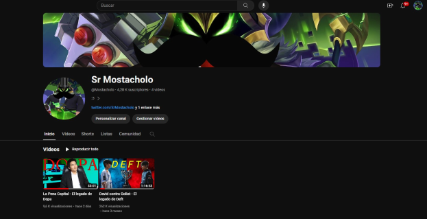 Screenshot einer Website mit schwarzem Hintergrund und animierten Bildern und Text mit der Aufschrift "Wie lade ich YouTube-Videos herunter".